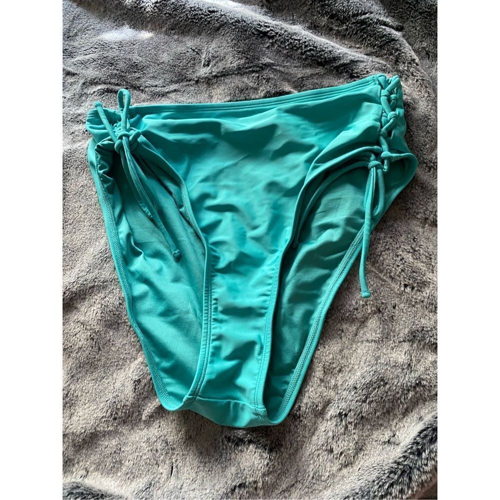 Cupshe teal swim bottoms